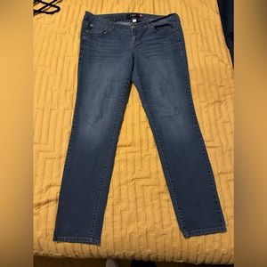 Torrid 22T Jeans